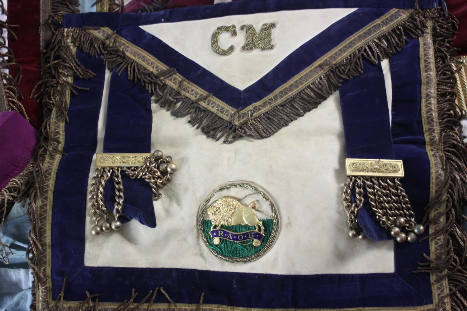 A large collection of approximately thirty pieces of Masonic regalia. Including tunics, sashes, - Image 4 of 7