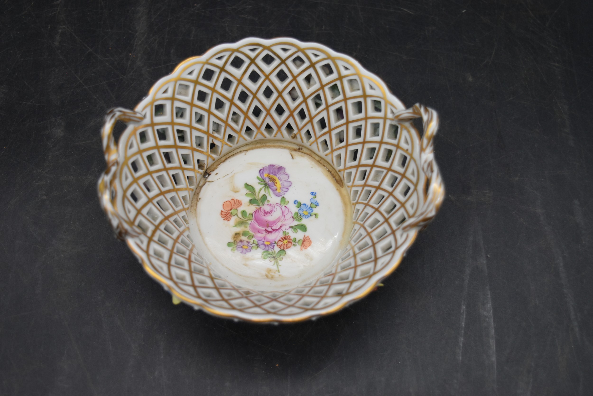 A Limoges gold plated twin handled bowl marked Limoges Kastel 22k gold along with a flower encrusted - Image 8 of 10