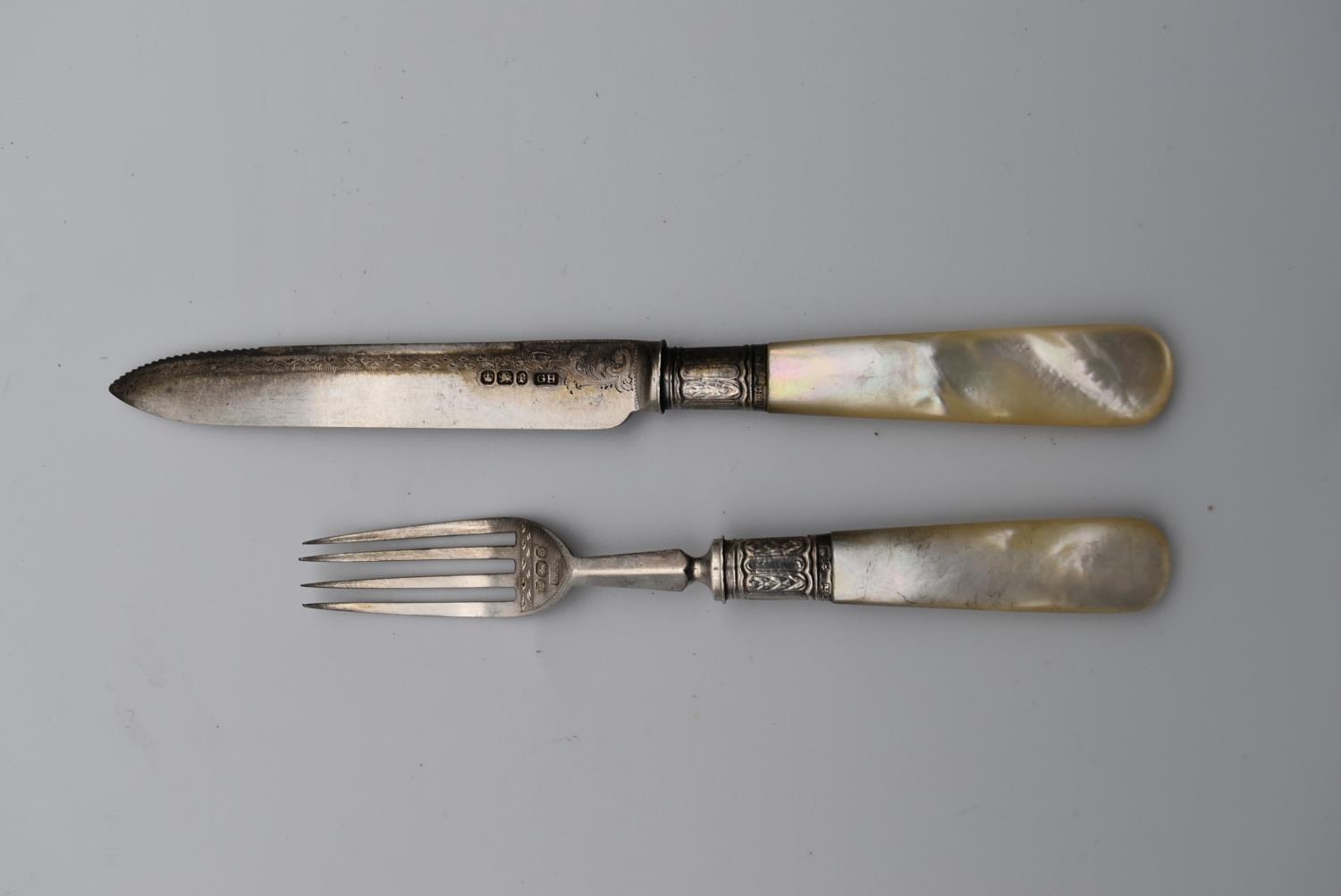 A set of eight late Victorian fruit knives and forks with Mother of Pearl handles, Sheffield 1897. - Image 2 of 7