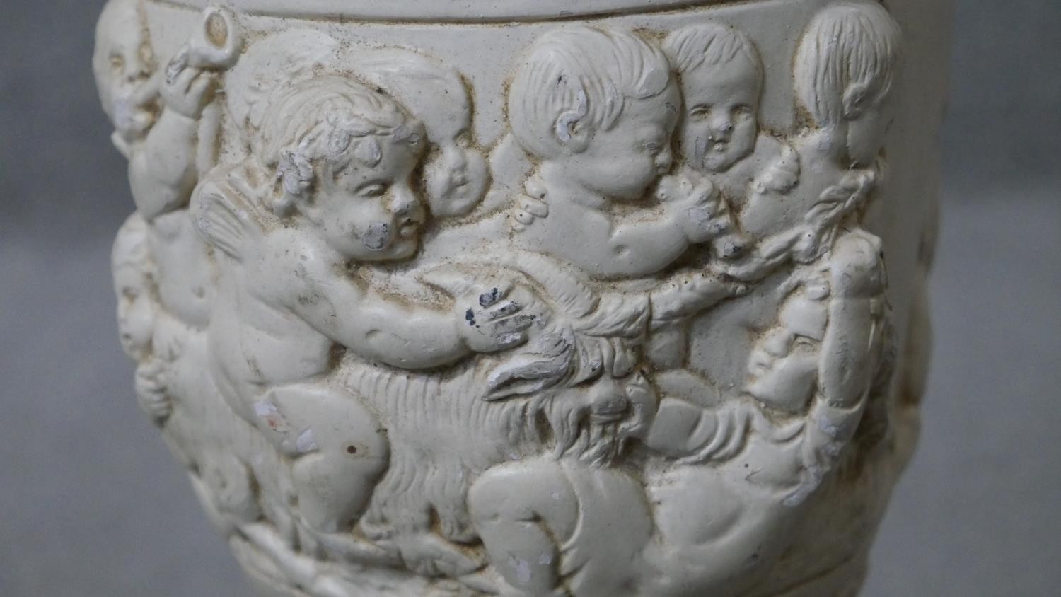 Two classical style table lamps. One vintage alabaster and gilt spelter cherub lamp along with a - Image 6 of 13