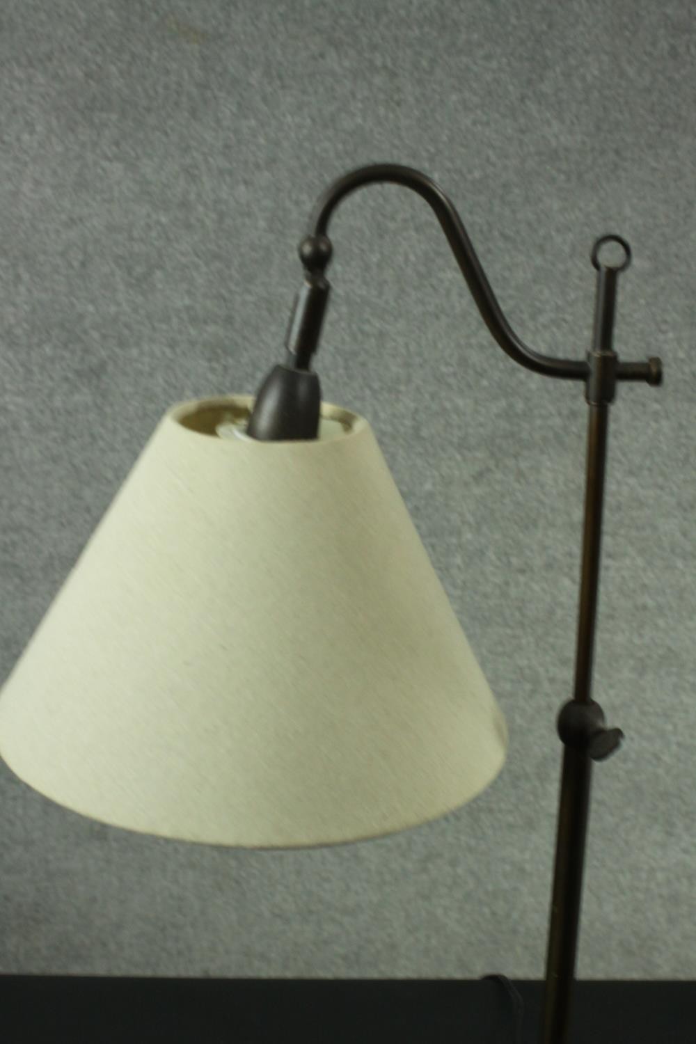 A pair of contemporary vintage style telescopic table lamps. H.60 W.35 D. 25 cm. - Image 3 of 5