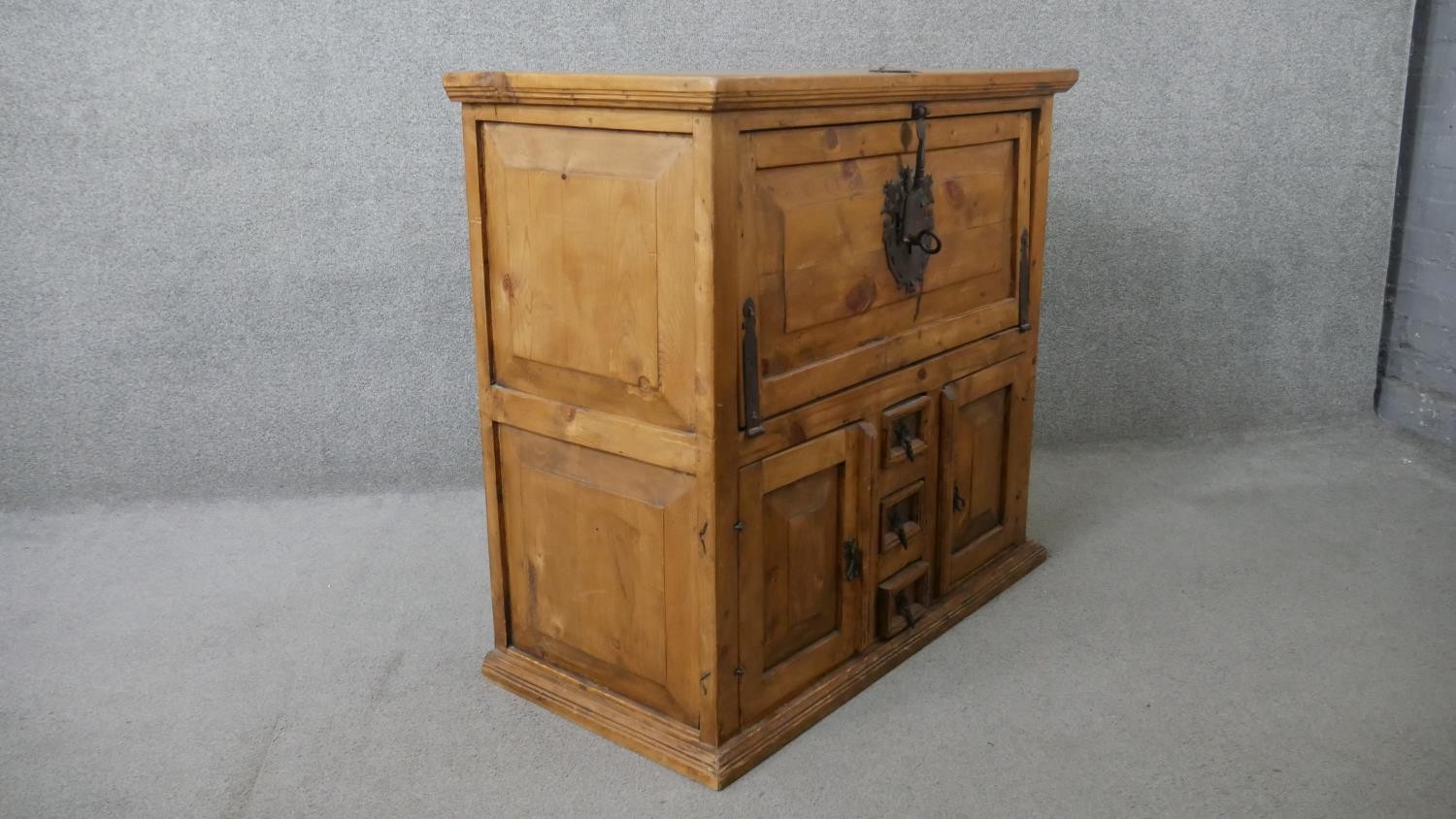 Spice cabinet, Chinese pine. H.90 W.98 D.48cm - Image 10 of 10