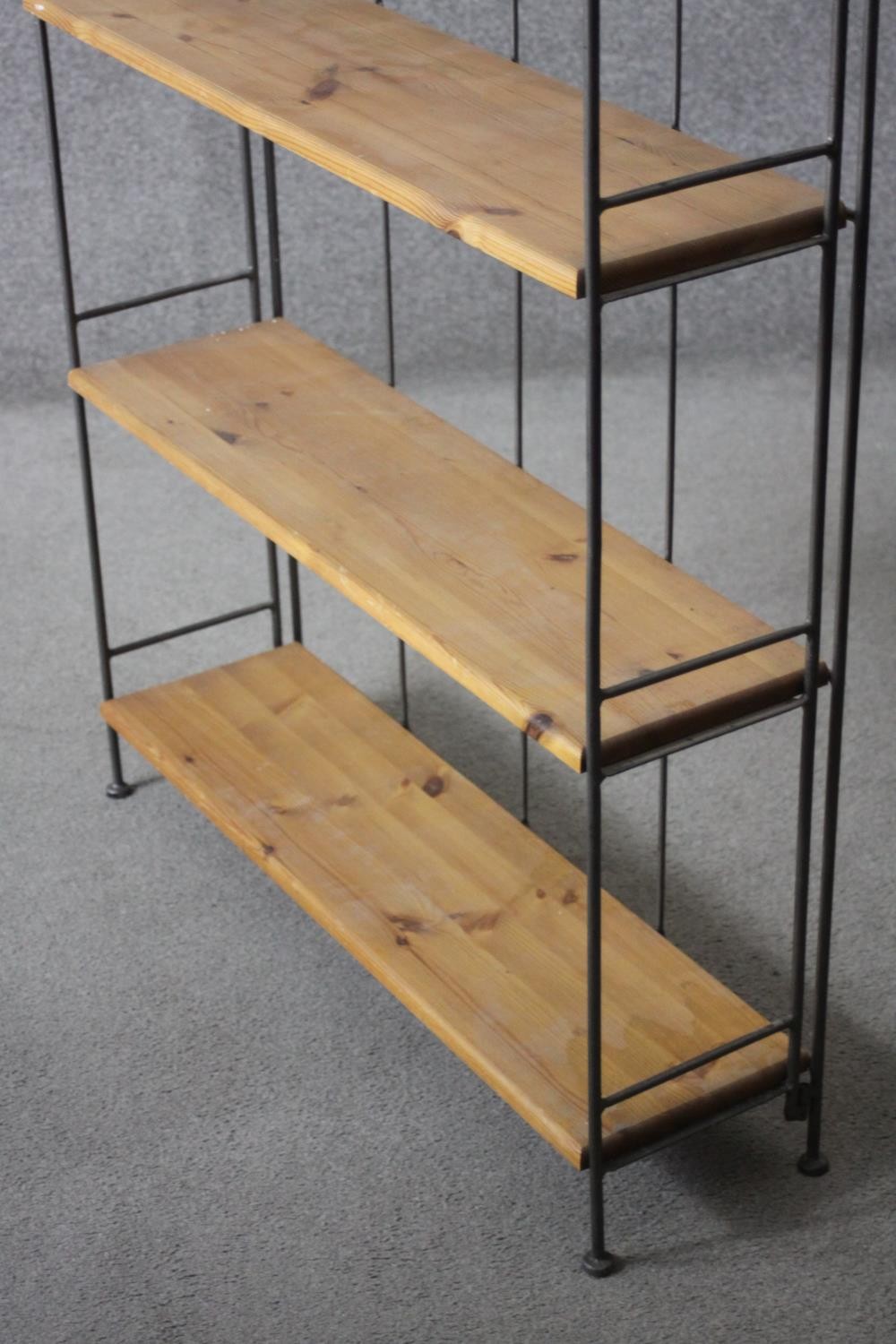 A set of metal framed floor standing open shelves. H.170 W.86 D.24 cm. - Image 5 of 6