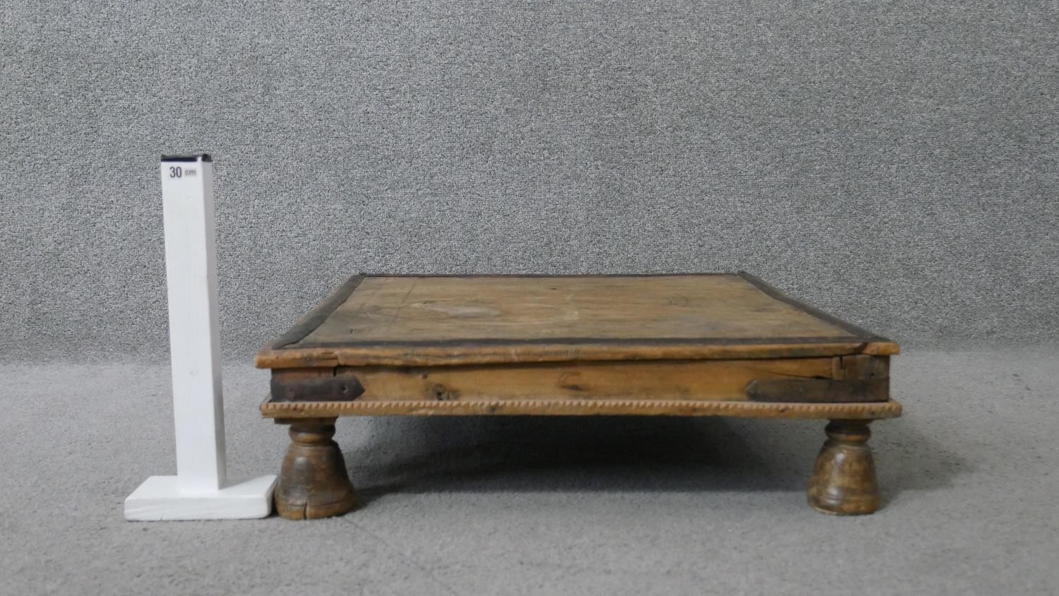 Coffee table. Indian hardwood, small size. H.15 W.53 D.53cm - Image 4 of 7