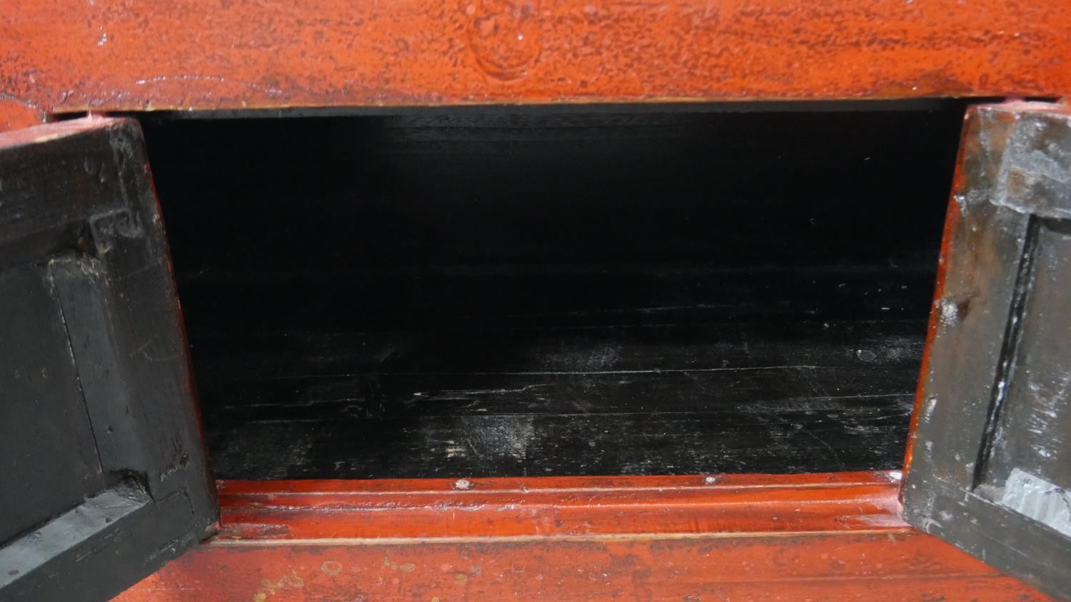 Low cabinet, Chinese 19th century painted. H.43 W.96 D.47cm - Image 7 of 8