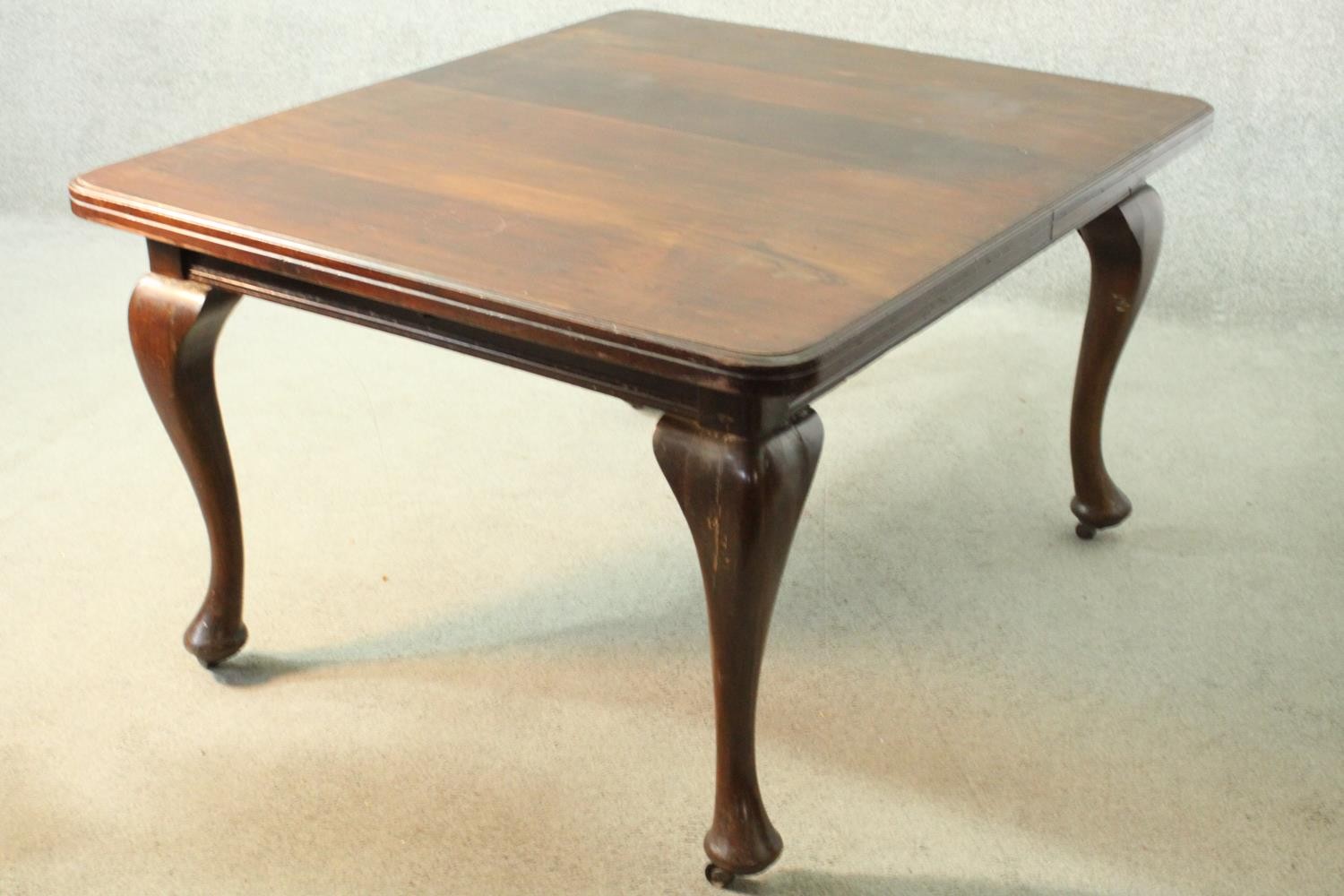 Dining table, C.1900 mahogany extending. (With winding handle but no leaf). H.71 W.125 D.105cm. - Image 2 of 6