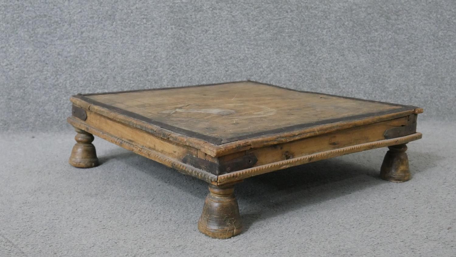 Coffee table. Indian hardwood, small size. H.15 W.53 D.53cm - Image 5 of 7