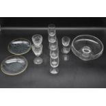 An etched glass comport, two vintage glass dishes and a miscellaneous collection of glasses. H.10