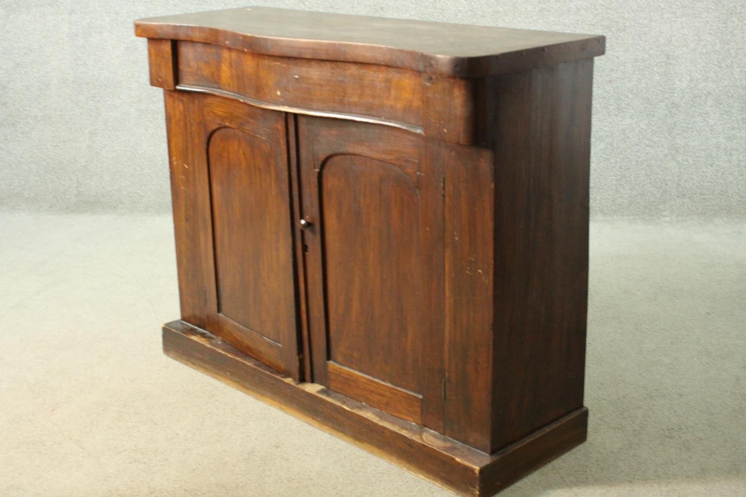 Chiffonier, 19th century mahogany. H.82 W.104cm. - Image 4 of 6