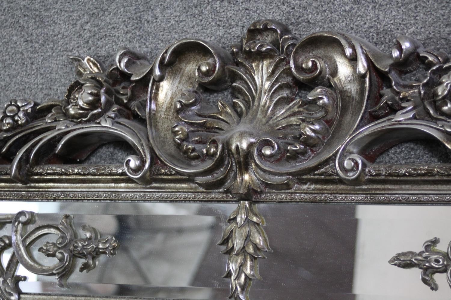 Pier mirror, contemporary Rococo style with bevelled plate glass. H.182 W.92 cm. - Image 3 of 5