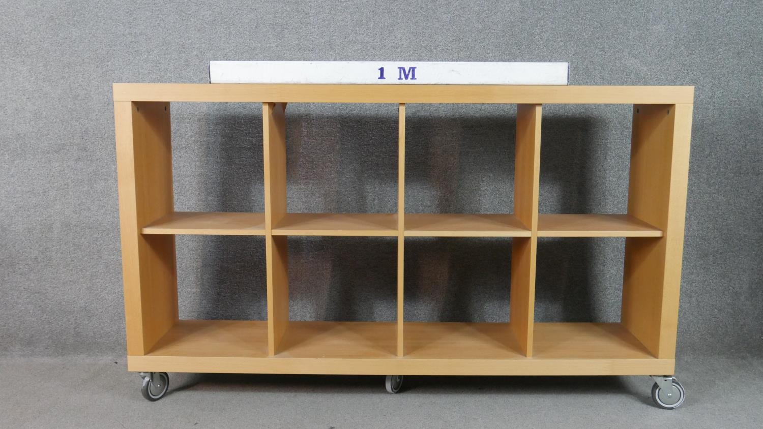 Bookcase, contemporary open shelves on wheeled casters. H.97 W.162 D.36cm - Image 3 of 5