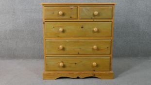Chest of drawers, contemporary Victorian style pine. H.89 W.84 D.43cm