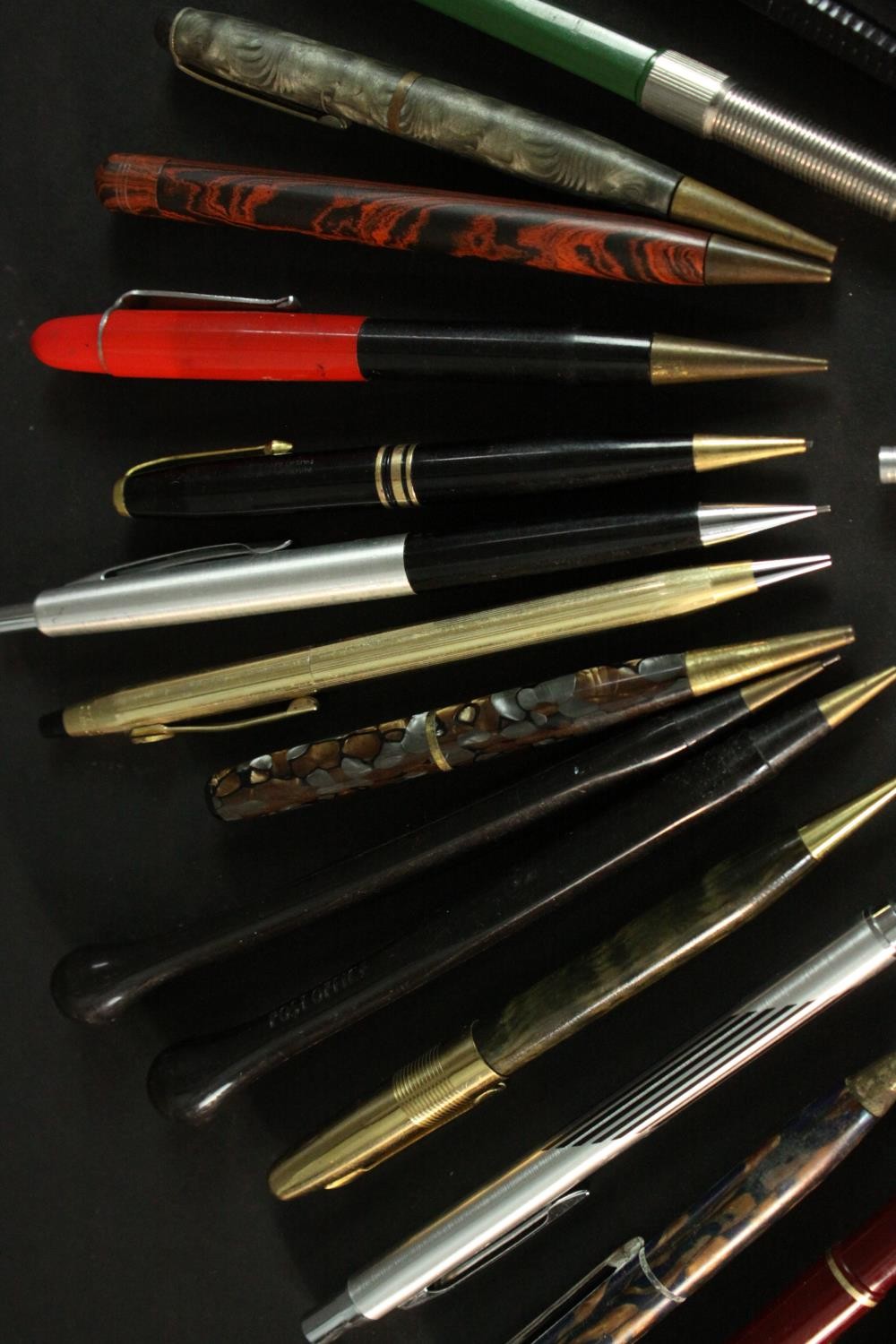 A collection of twenty four vintage propelling pencils. Various makes including Parker, some with - Image 2 of 5