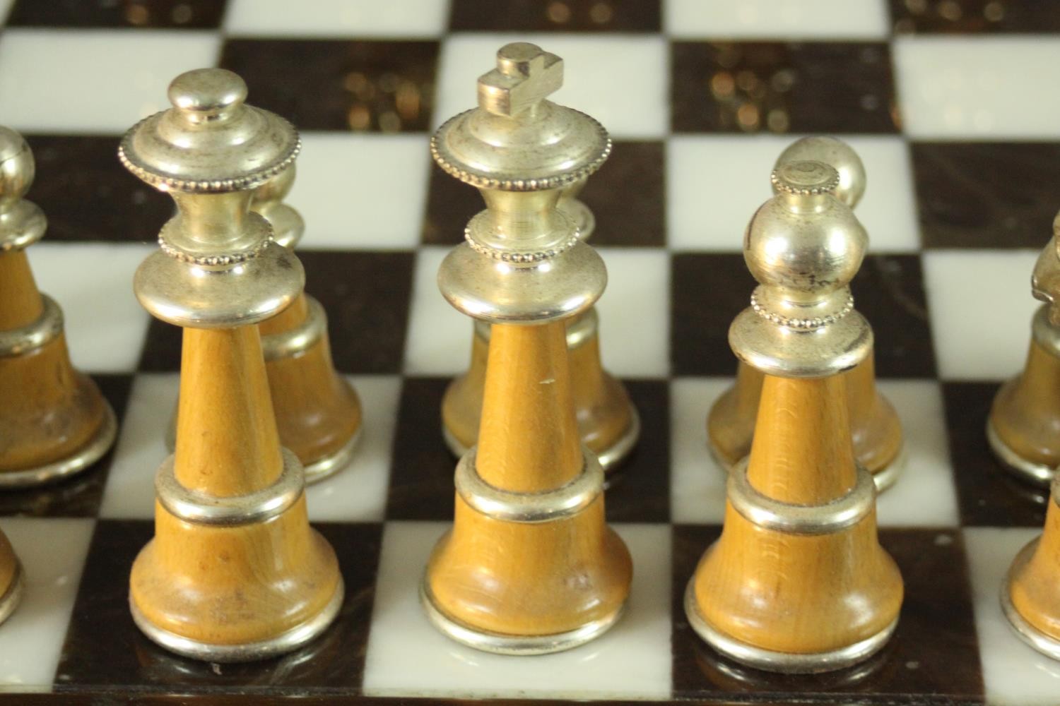 A large Italfama gold and silver plated chess set and black and white marble inlaid chess board with - Image 5 of 14