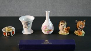 A collection of porcelain, including a Royal Crown Derby Imari design table lighter, a Wedgwood