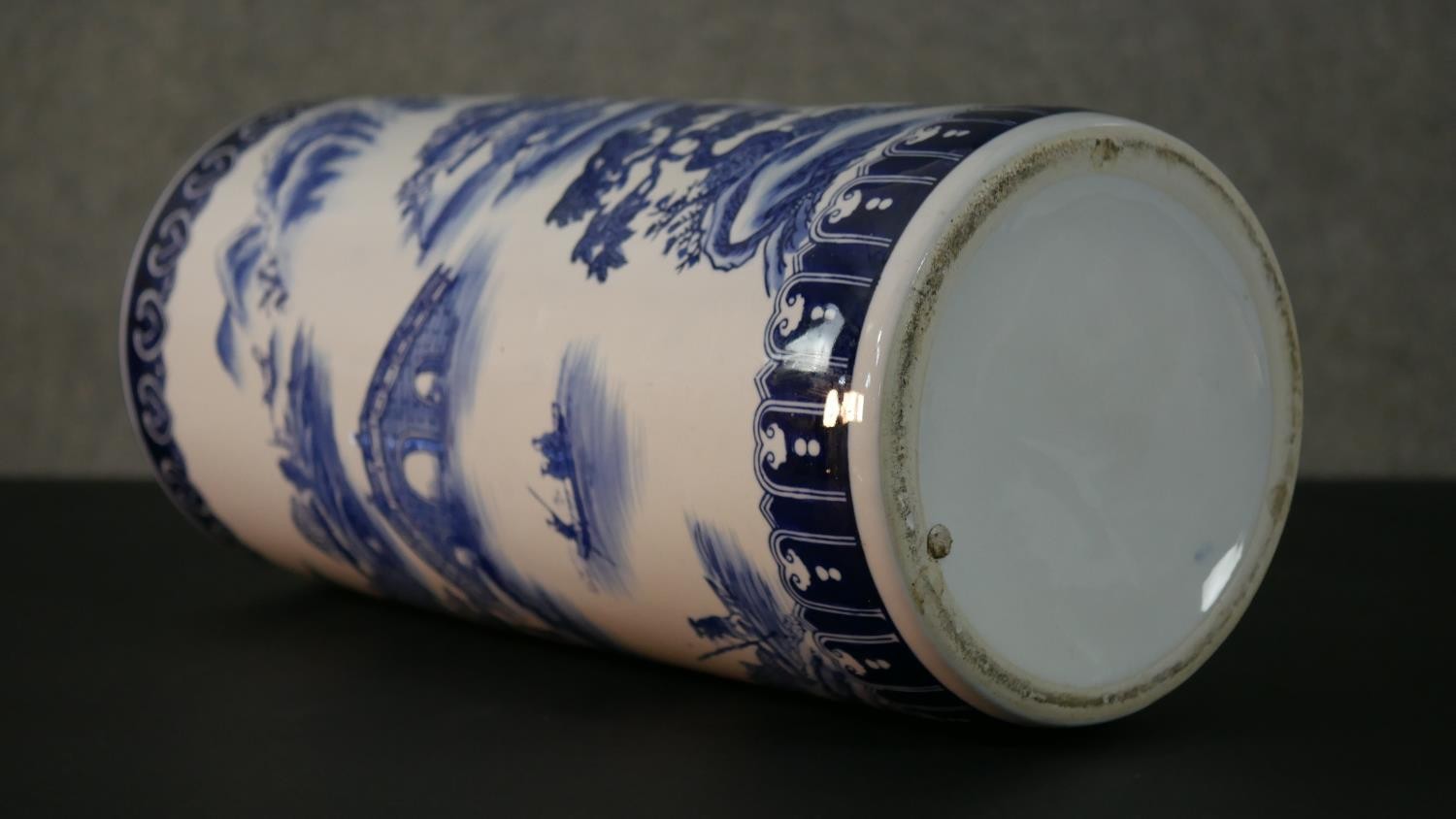 A 20th century blue and white Chinese porcelain stick stand decorated with a mountain landscape, - Image 9 of 9