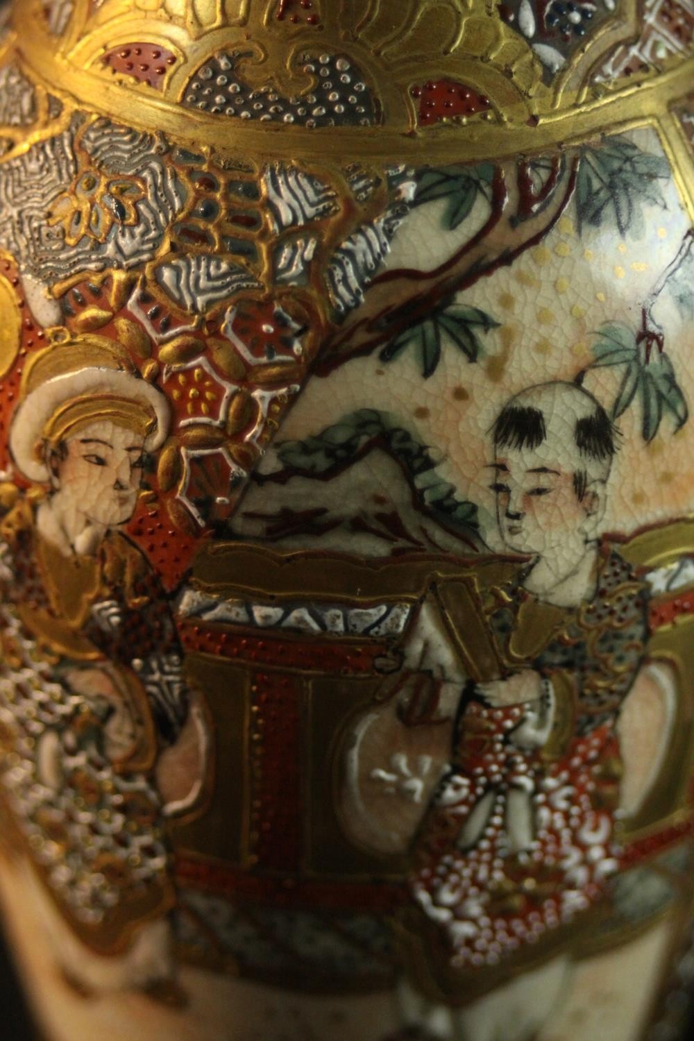A collection of Oriental ceramics including a Japanese Satsuma vase with gilded detailing and - Image 3 of 14