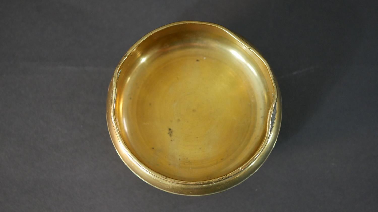 A 20th century miniature Chinese brass censer. H.6 Diam.9cm - Image 4 of 5