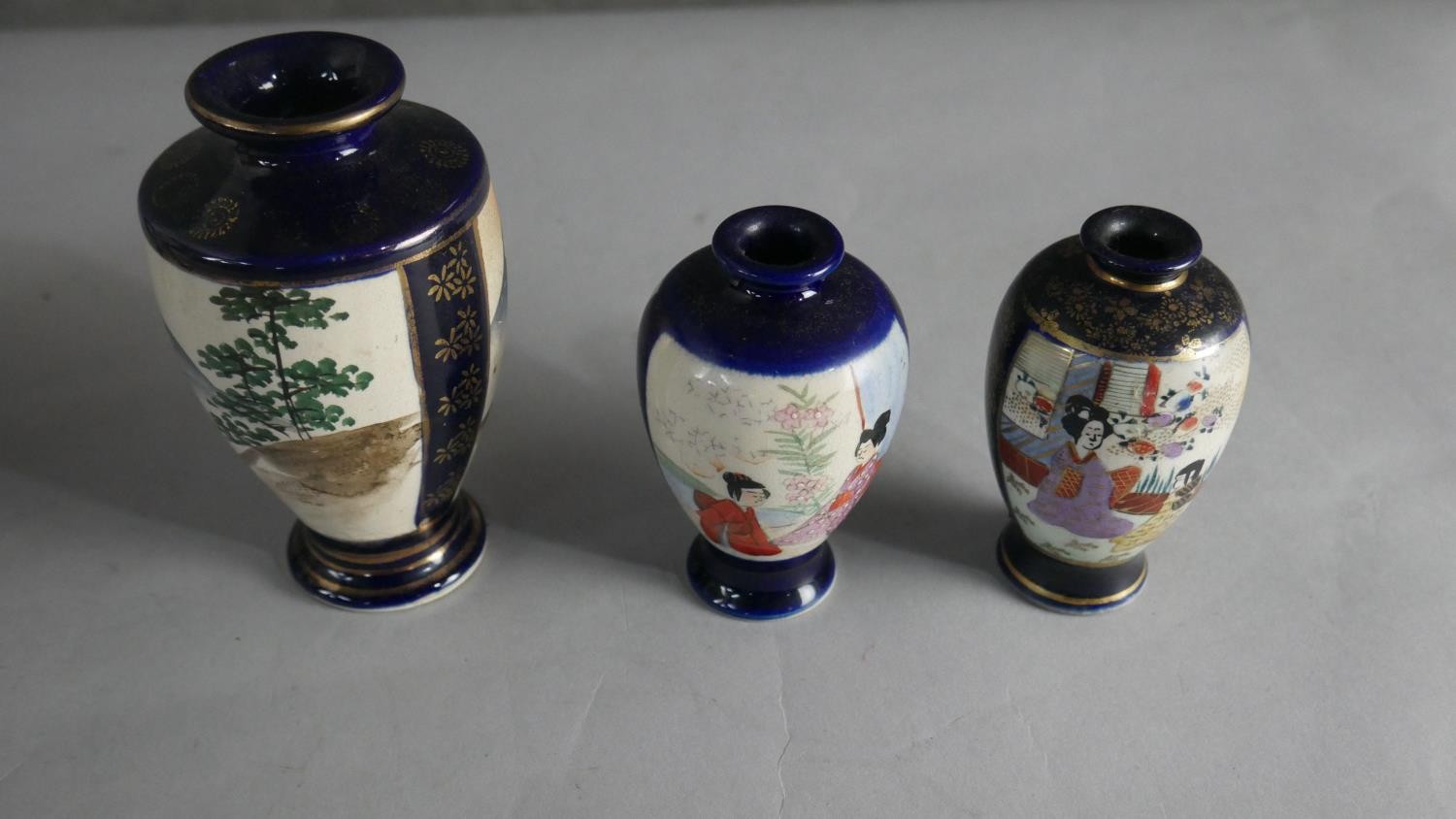 Five small Japanese hand painted Satsuma ware vases, decorated with geisha girls and character marks - Image 4 of 5