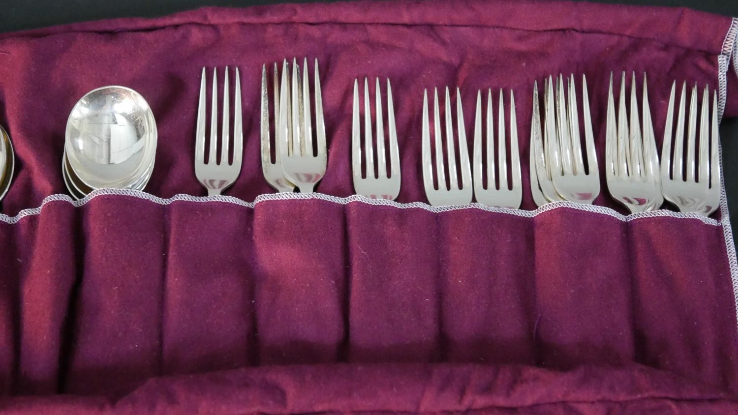 A part set of silver plated cutlery by George Butler Silversmiths. Each with protective cutlery - Image 4 of 10