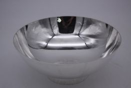 A boxed Garrard & Co silver plate fruit bowl with bark textured foot, engraved inscription. Dia.