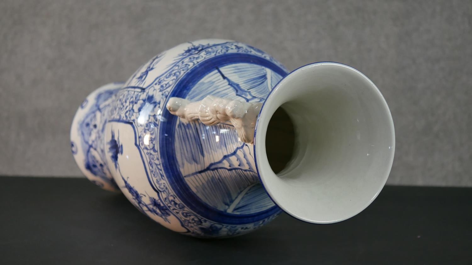 A large blue and white Chinese porcelain twin handled vase, one side decorated with a river scene - Image 7 of 9