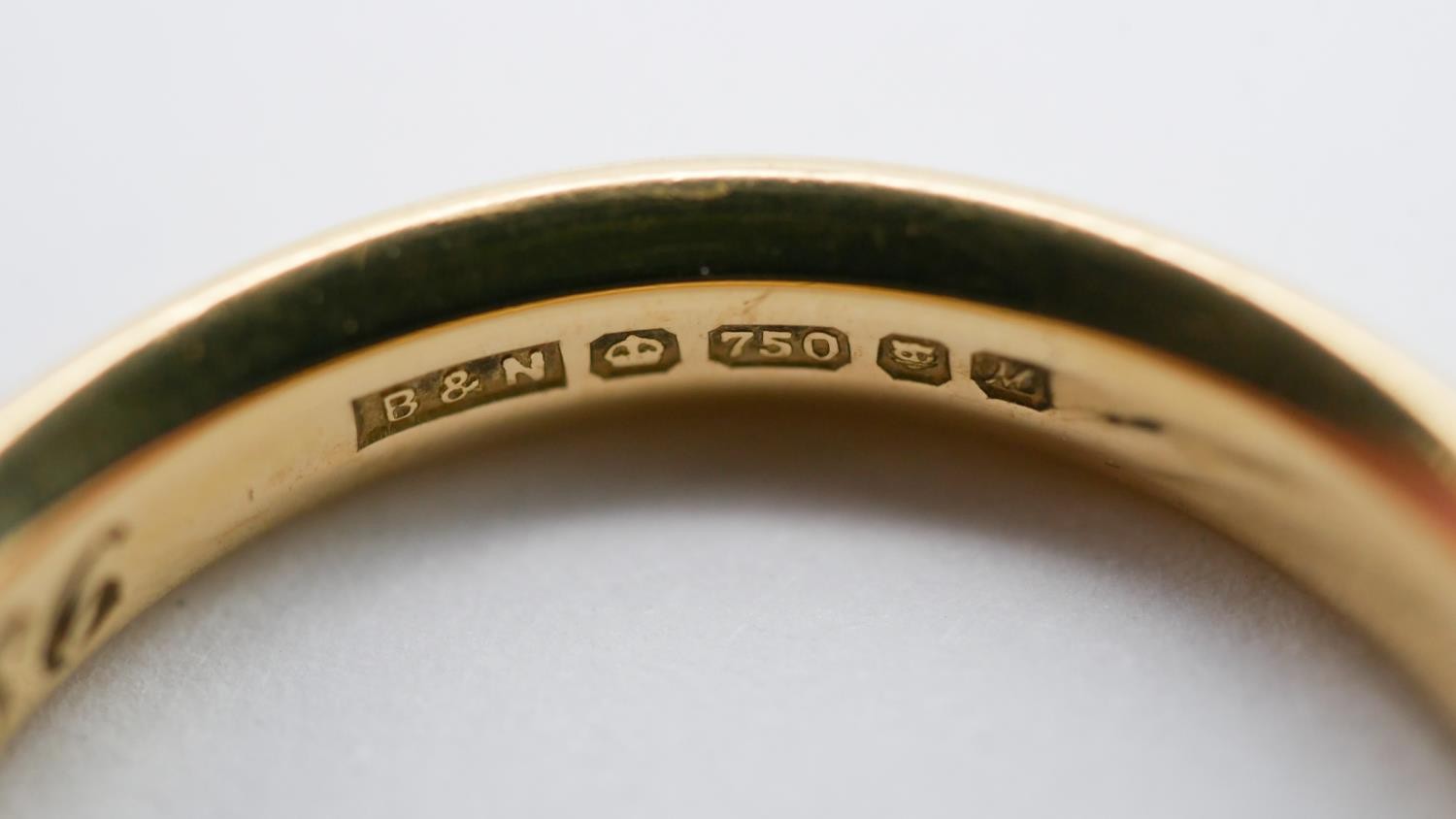 A size Q 18 carat yellow gold court shaped wedding band, engraved to the interior 'REF. HBS, 25.10. - Image 6 of 6