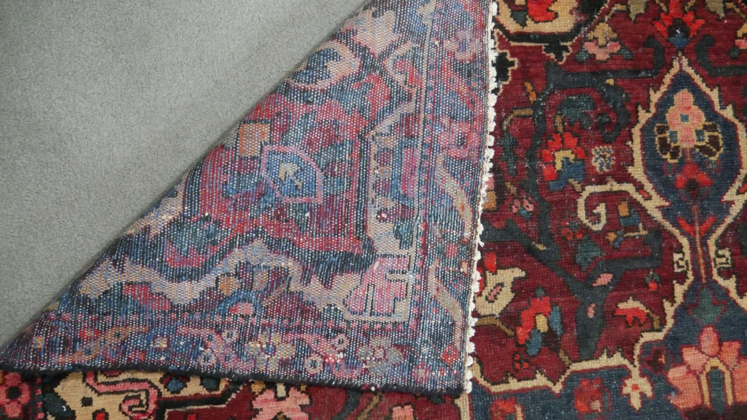 A vintage red ground hand made Persian Hamadan carpet. L.295 W.220cm - Image 7 of 7