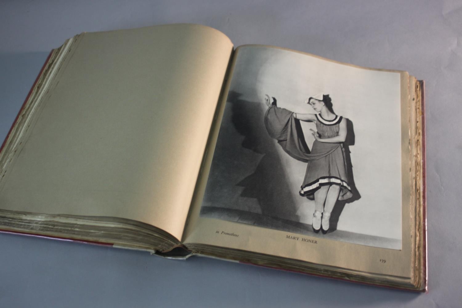 Ballet Camera Studies by Gordon Anthony introduced by Arnold Haskill 1st Edition, 1937. Black and - Image 6 of 10