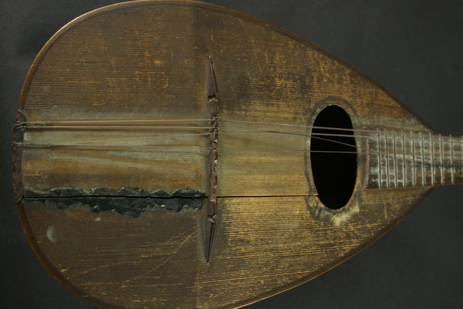 An old bowl back Mandolin. - Image 7 of 9