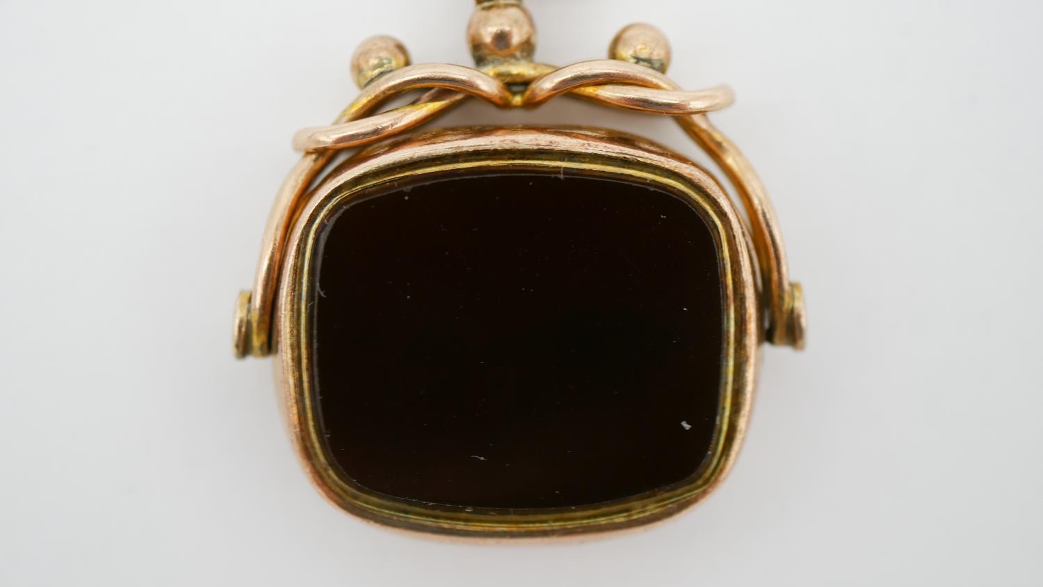 A Victorian 9 carat rose gold sardonyx and agate swivel fob along with an engraved gold plated watch - Image 11 of 13