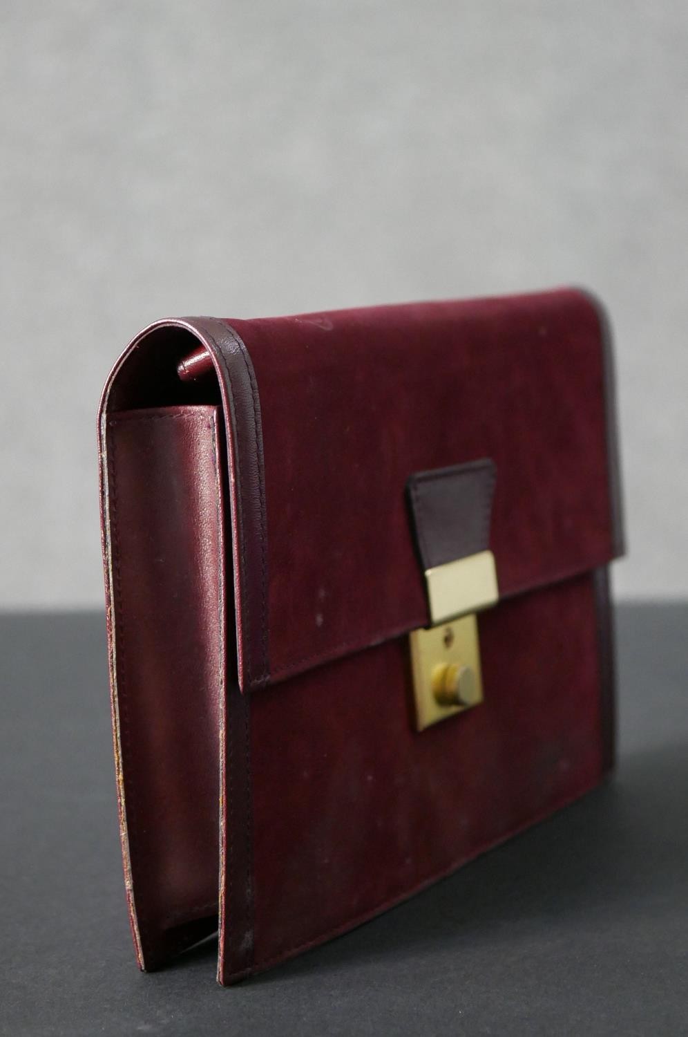 A vintage Asprey clutch handbag, marked Asprey London and with original box. H.15 W.22cm - Image 4 of 8