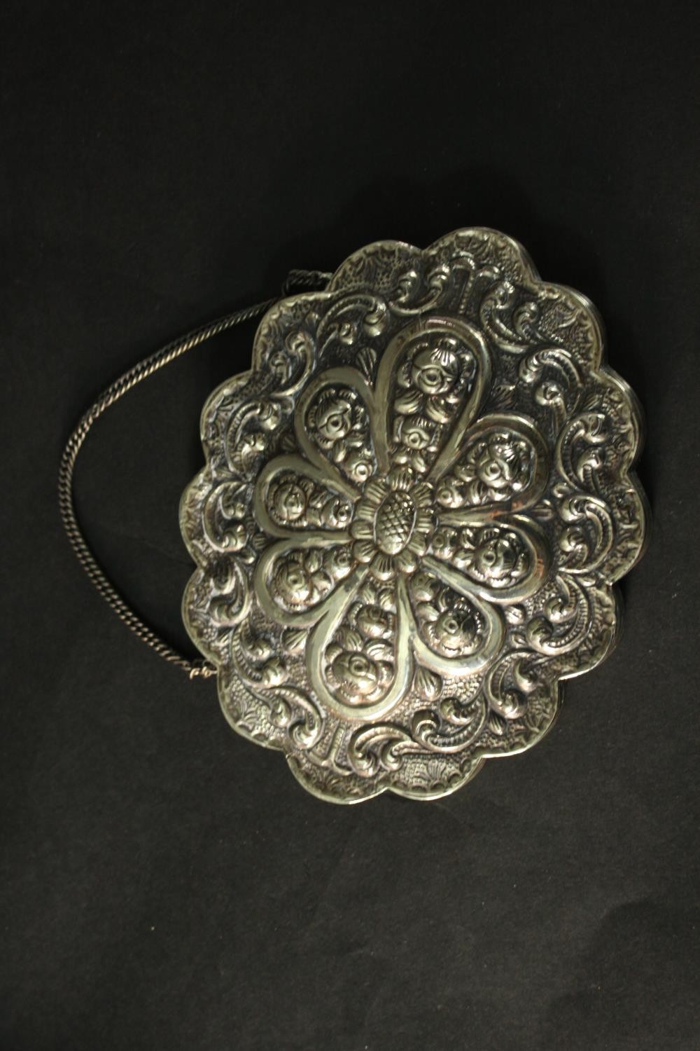 Two Turkish repousse design silver wedding mirrors with scalloped edges and raised floral and - Image 9 of 13