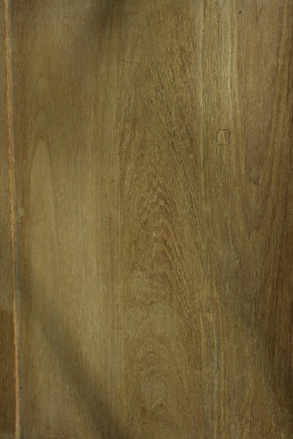 A pair of Chinese teak horseshoe back armchairs, with a plain splat back, the legs joined by - Image 15 of 17