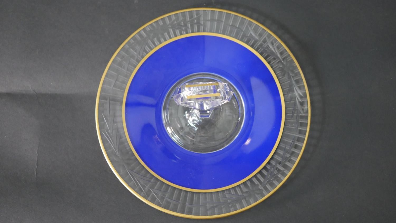 An Art Deco hand painted royal blue and gilded cut crystal cake stand with carrying handle. Diam. - Image 2 of 6