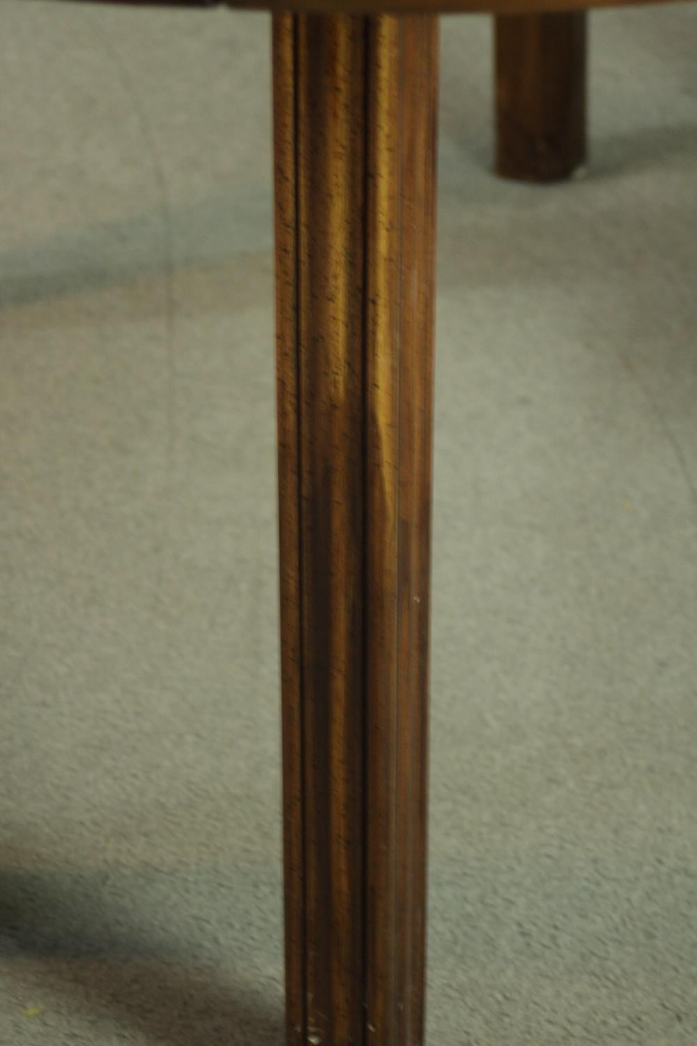 A Georgian fruitwood drop leaf dining table, of oval form, with gateleg supports. H.74 W.158 D.141( - Image 9 of 11