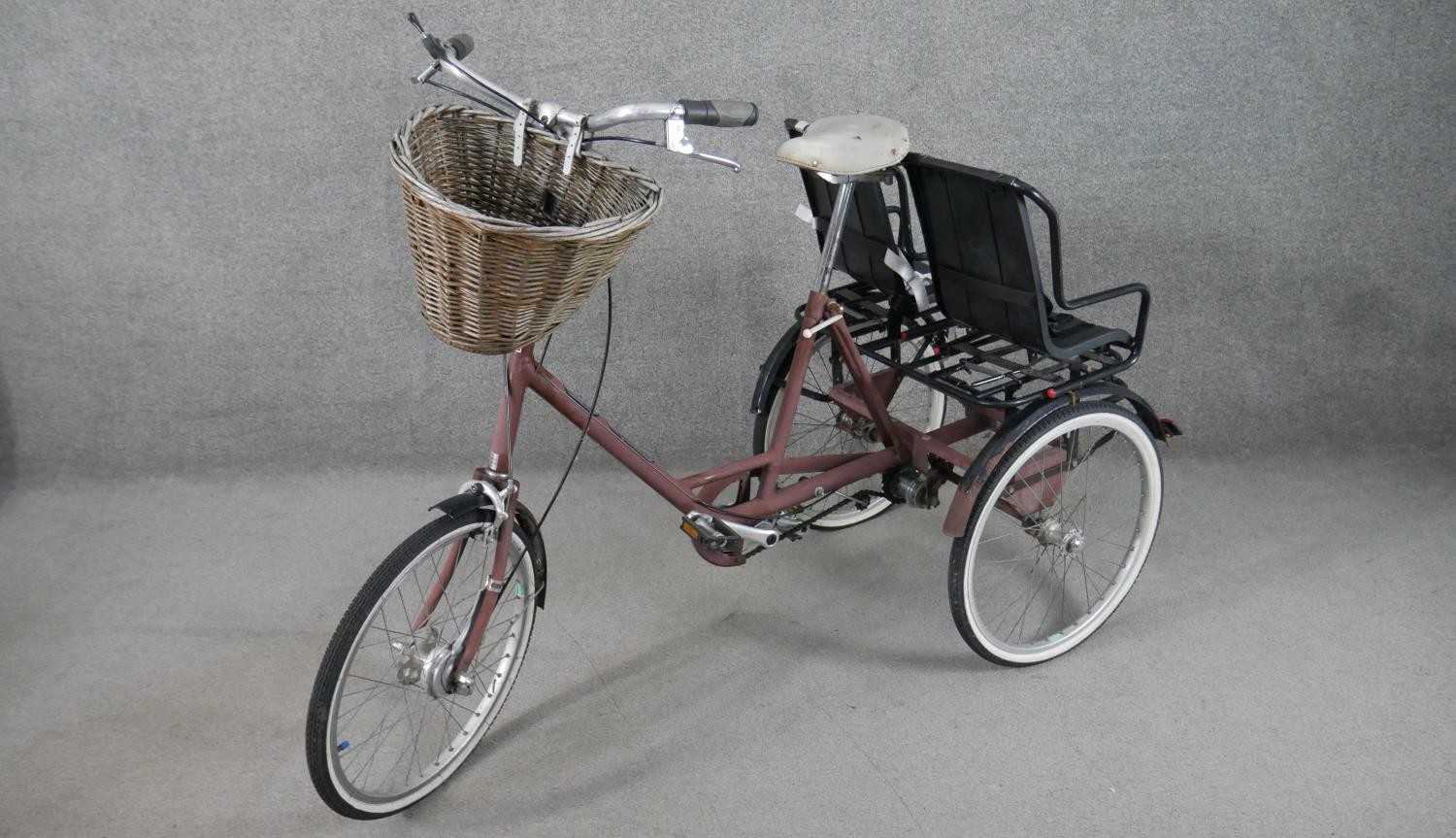 A vintage Pashley Picador Plus adult`s tricycle with twin child's seat. - Image 7 of 13