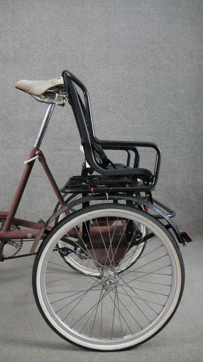 A vintage Pashley Picador Plus adult`s tricycle with twin child's seat. - Image 4 of 13