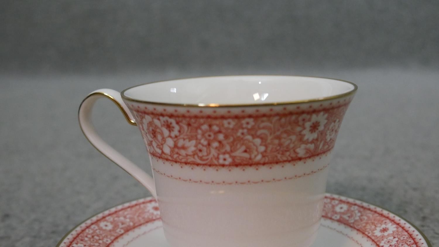 A Noritake 'Tribute' floral pattern twelve person part dinner service. Maker's mark to the base. ( - Image 7 of 9