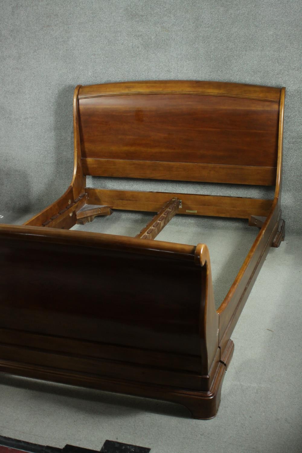 A French cherrywood king size sleigh bed frame. L.220 W.158. Mattress size. 190 x 150cm. - Image 6 of 11