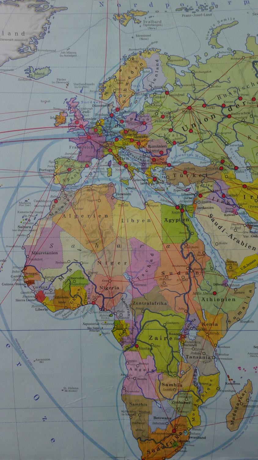 A 1982 Westermann German educational wall chart, depicting a map of the world, 'Die Erde Politisch'. - Image 6 of 7