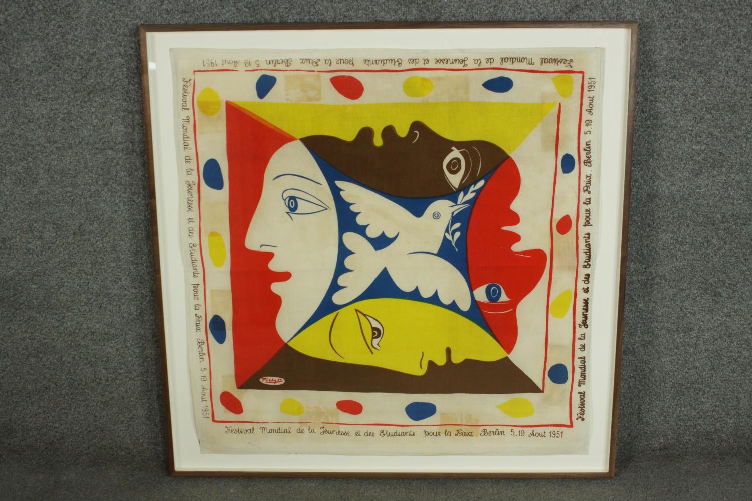Pablo Picasso (1881 - 1973), 'Pour le Festival Mondial de la Jeunesse et des Etudiants pour la Paix' - Image 2 of 9