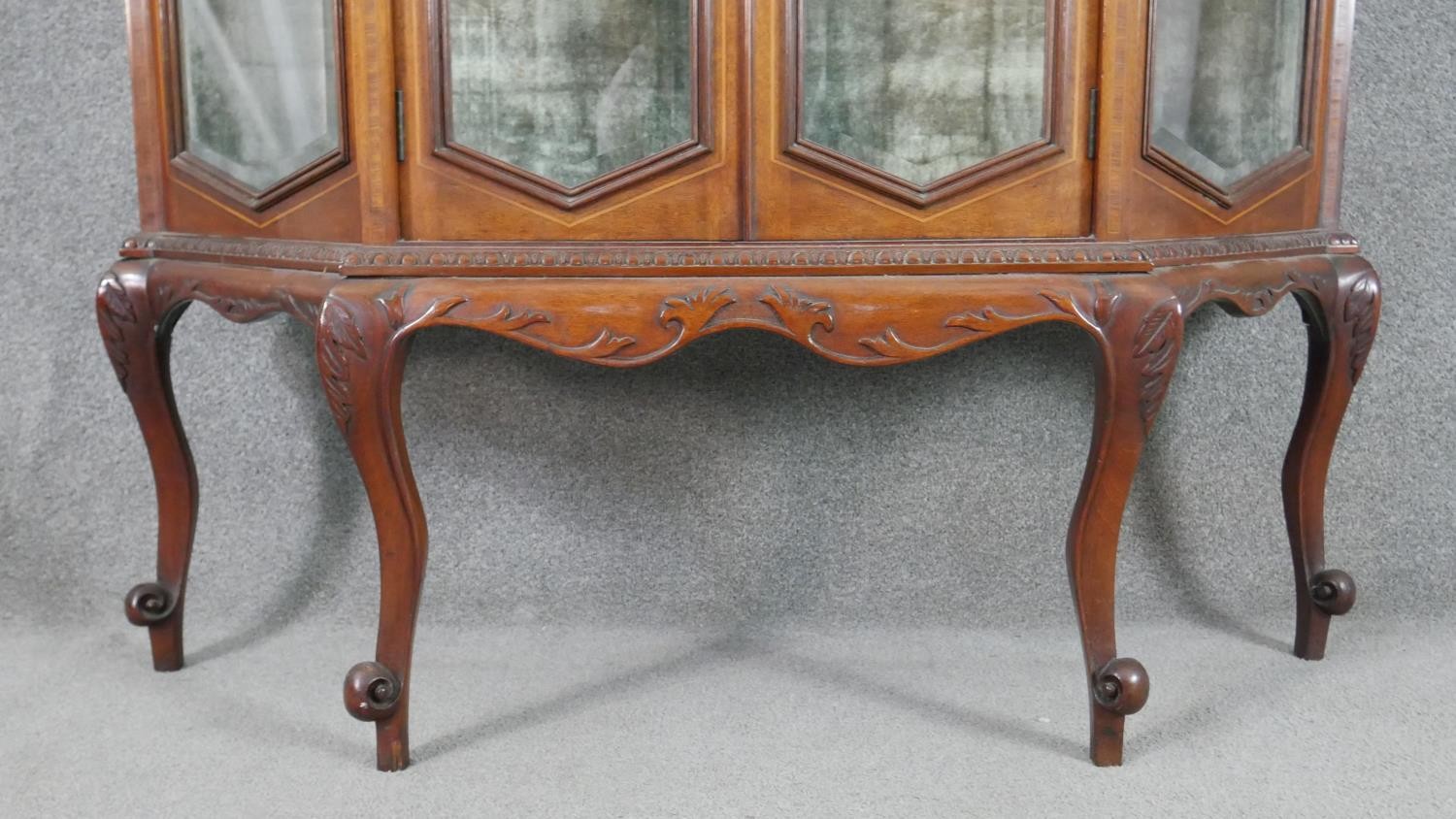 An Edwardian mahogany display cabinet, with a swan neck pediment, over a pair of bevelled glass - Image 6 of 8