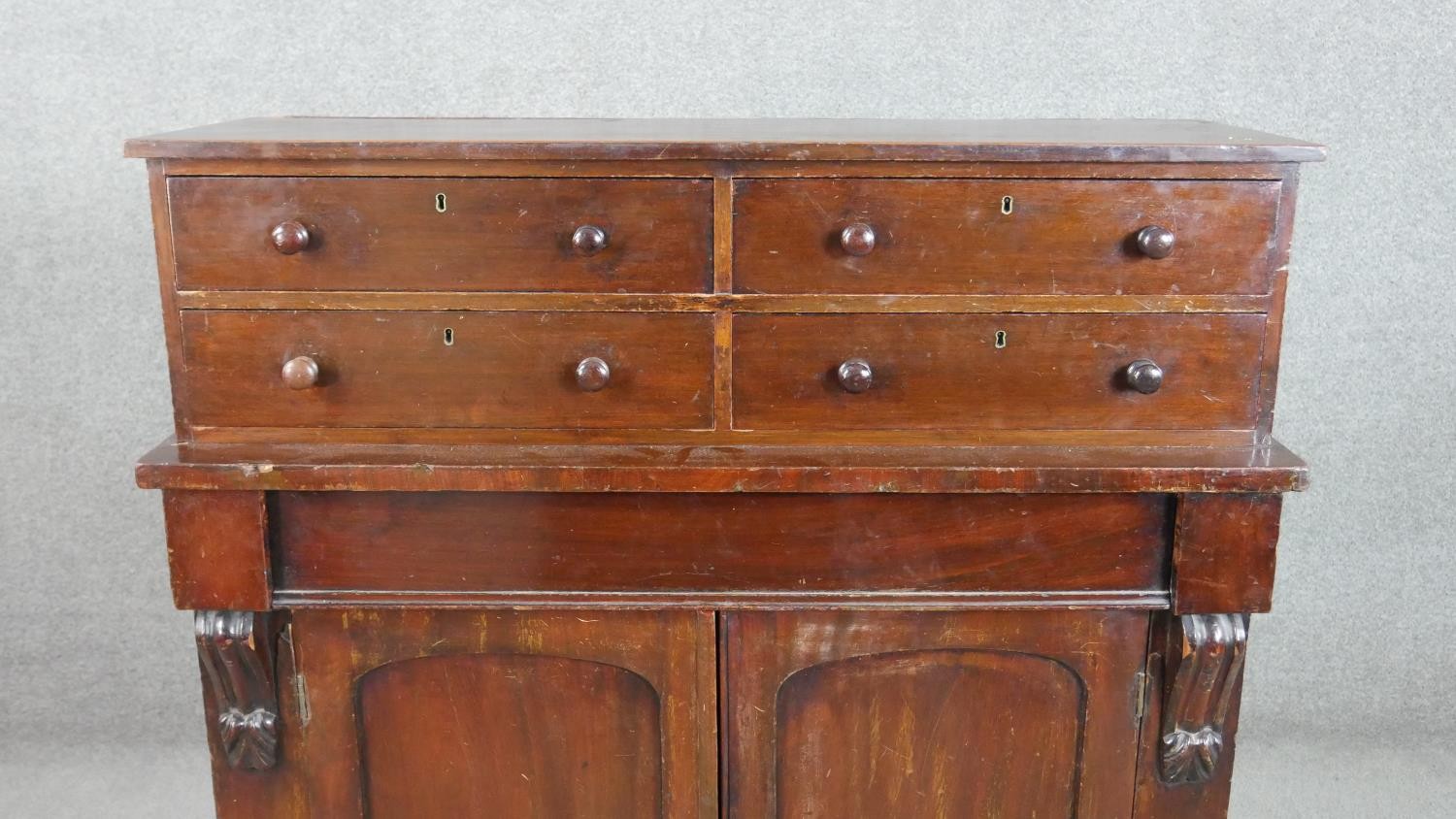 A Victorian mahogany chiffonier, surmounted by a section with two pairs of short drawers, over a - Image 5 of 6