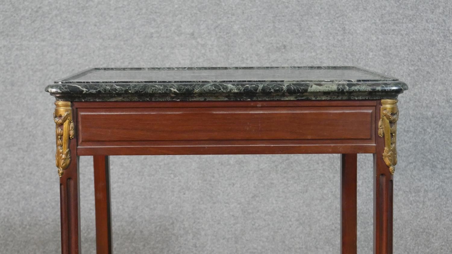 A French Directiore style mahogany gueridon table, with a green marble top, over a single drawer, on - Image 3 of 8