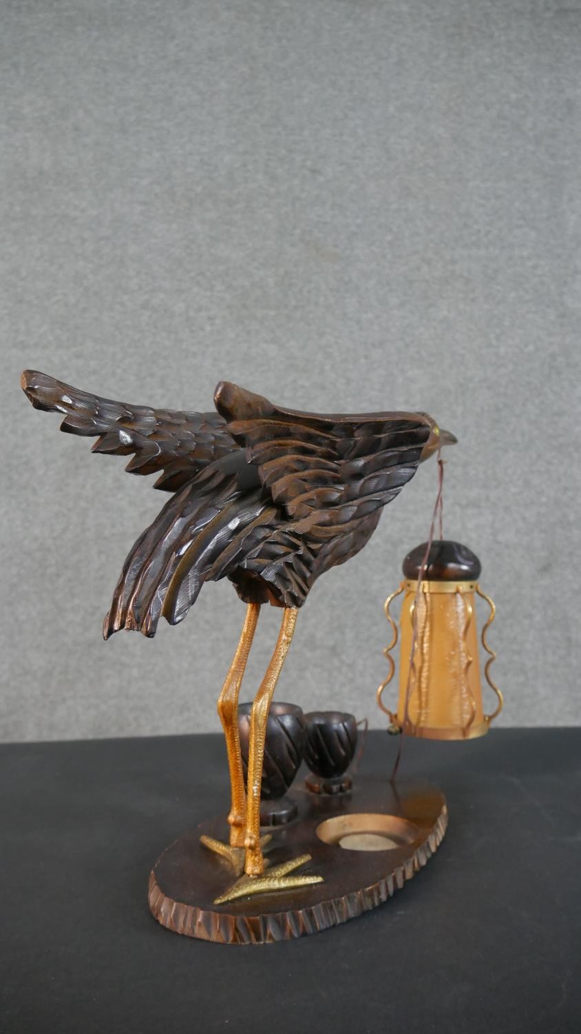 Aldo Tura style carved table lamp in the form of a heron with brass and orange textured plastic - Image 6 of 8
