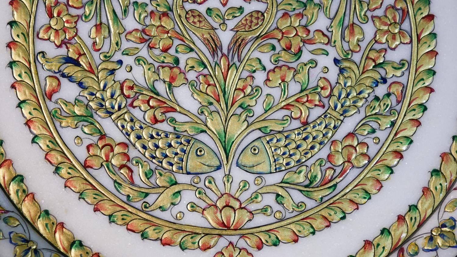A boxed Indian hand painted and gilded white marble dish, decorated with birds, fish and flowers. - Image 2 of 7