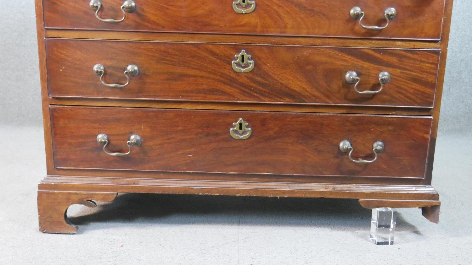 A George III mahogany bureau, the fall front opening to reveal a central cupboard door, drawers - Image 10 of 14