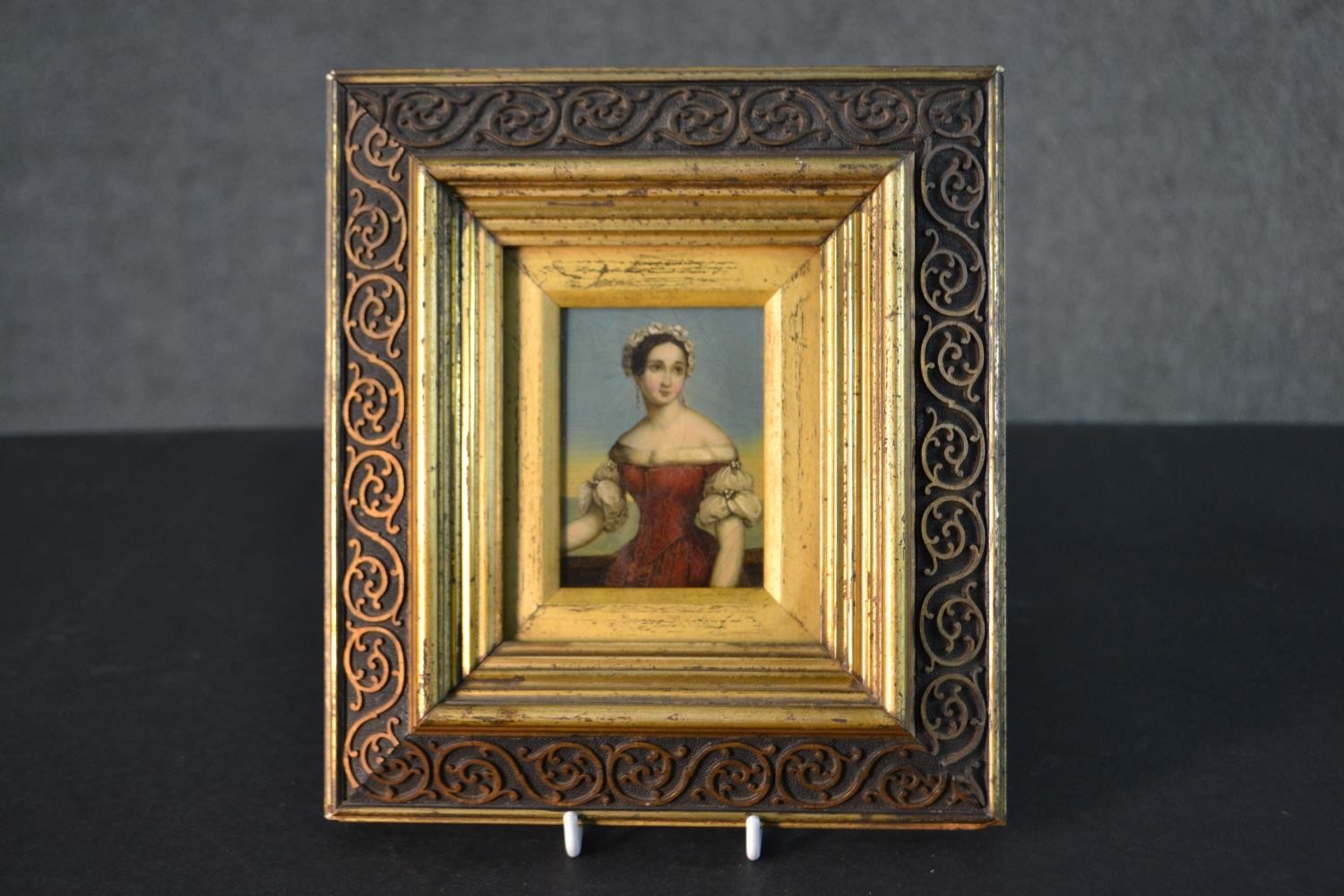 A carved giltwood framed 19th century oil on board, portrait of a Victorian woman in a red dress - Image 2 of 5