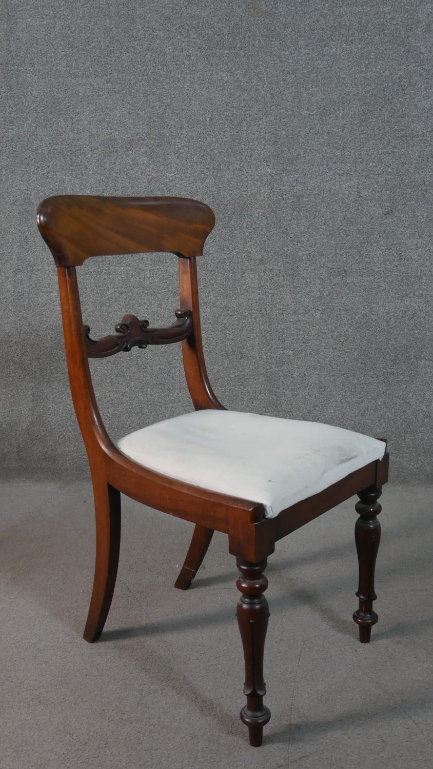 A set of four mid Victorian mahogany bar back dining chairs with drop in seats above turned tapering - Image 10 of 10